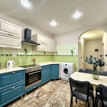 Продается Многокомнатная квартира, 106,9 м²