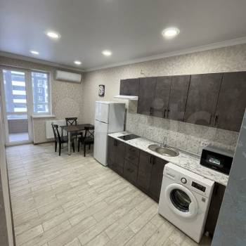 Сдается 1-комнатная квартира, 44 м²