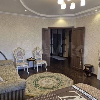Продается 1-комнатная квартира, 56 м²