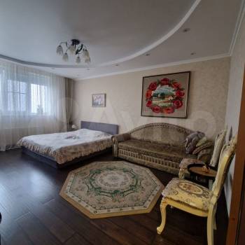 Продается 1-комнатная квартира, 56 м²