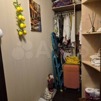 Продается 1-комнатная квартира, 56 м²