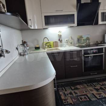 Продается 1-комнатная квартира, 56 м²