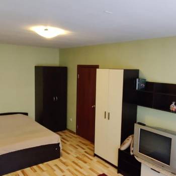 Продается 1-комнатная квартира, 40 м²