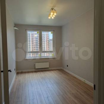 Продается 1-комнатная квартира, 35 м²