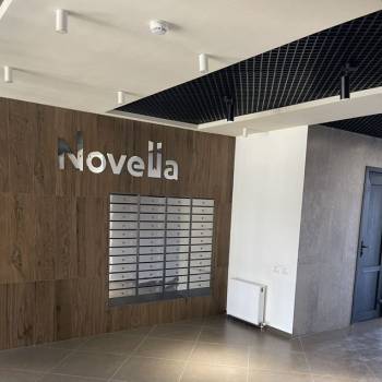 Продается 1-комнатная квартира, 69,3 м²