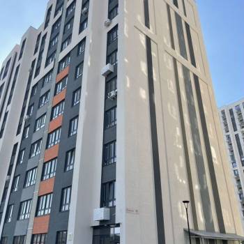 Продается 1-комнатная квартира, 69,3 м²