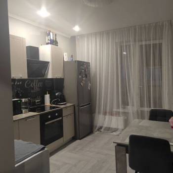 Продается 1-комнатная квартира, 45,3 м²