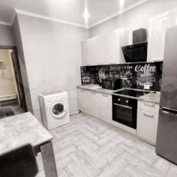Продается 1-комнатная квартира, 45,3 м²