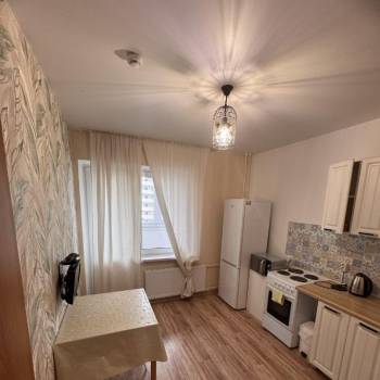 Сдается 1-комнатная квартира, 36 м²