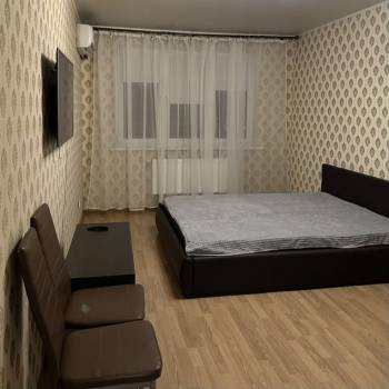 Сдается 1-комнатная квартира, 38 м²