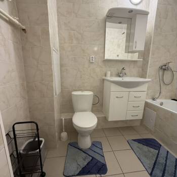 Сдается 1-комнатная квартира, 39 м²