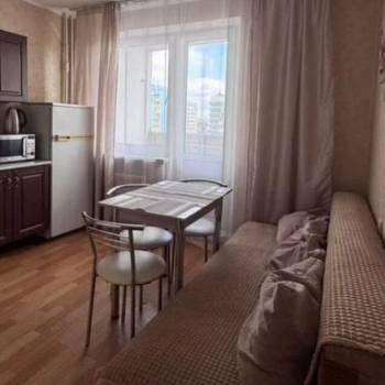 Сдается 1-комнатная квартира, 43 м²