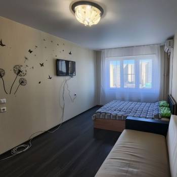 Продается 1-комнатная квартира, 35 м²