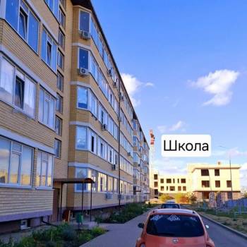 Продается 1-комнатная квартира, 43 м²