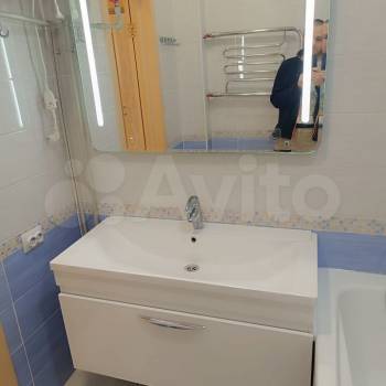 Сдается 2-х комнатная квартира, 76,3 м²