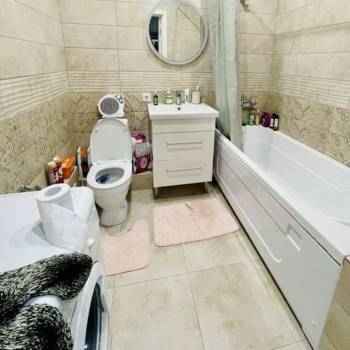 Продается 1-комнатная квартира, 39 м²