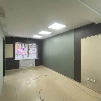 Сдается Торговое помещение, 18 м²