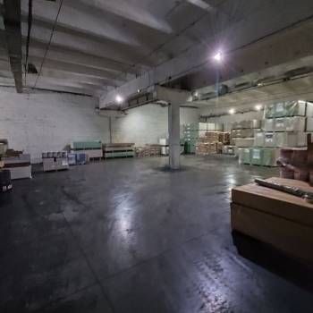 Сдается Нежилое помещение, 1000 м²