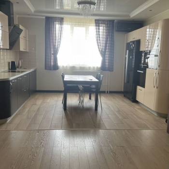 Сдается Многокомнатная квартира, 86 м²