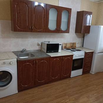 Сдается 1-комнатная квартира, 42 м²