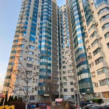 Сдается 1-комнатная квартира, 60 м²