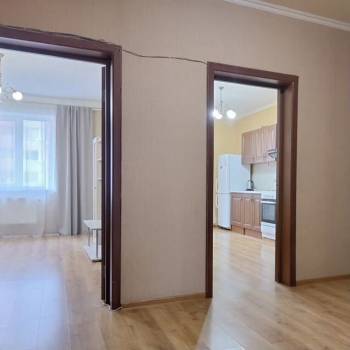 Сдается 2-х комнатная квартира, 60 м²