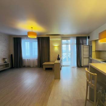 Продается 1-комнатная квартира, 54 м²