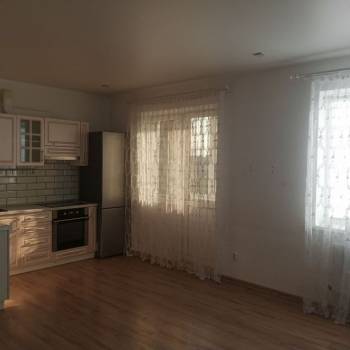 Сдается 1-комнатная квартира, 38 м²