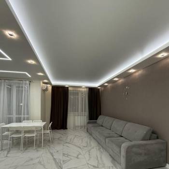 Сдается 2-х комнатная квартира, 75 м²