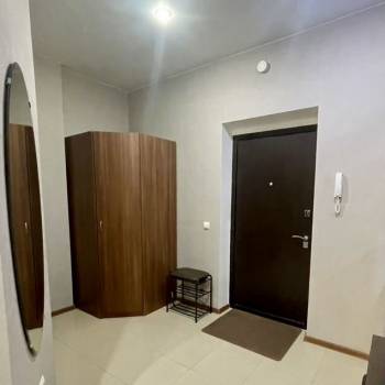 Сдается 1-комнатная квартира, 51 м²