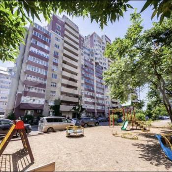 Продается 1-комнатная квартира, 49,4 м²