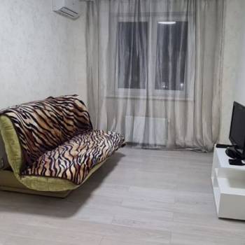 Сдается 1-комнатная квартира, 36 м²