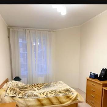 Продается 1-комнатная квартира, 40 м²