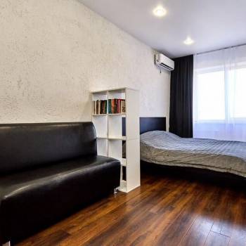 Продается 1-комнатная квартира, 41 м²