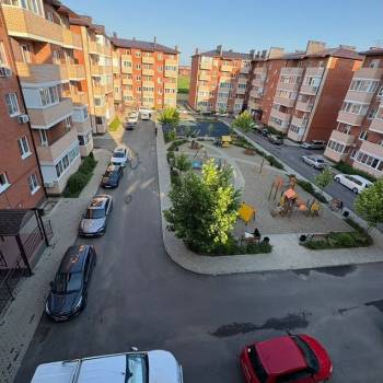 Продается 1-комнатная квартира, 35 м²