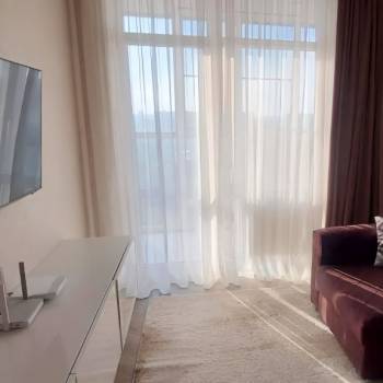 Продается 1-комнатная квартира, 49 м²