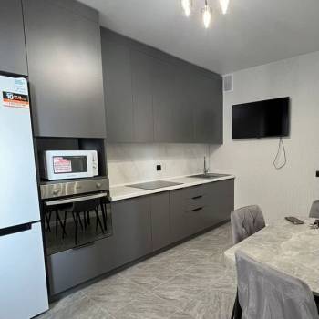 Сдается 1-комнатная квартира, 46 м²