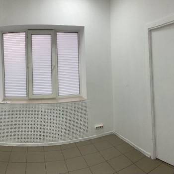 Сдается Нежилое помещение, 90 м²