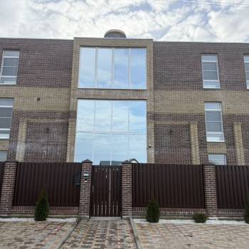 Продается Нежилое помещение, 740 м²