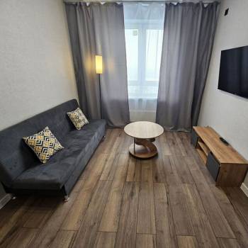 Сдается 1-комнатная квартира, 38 м²