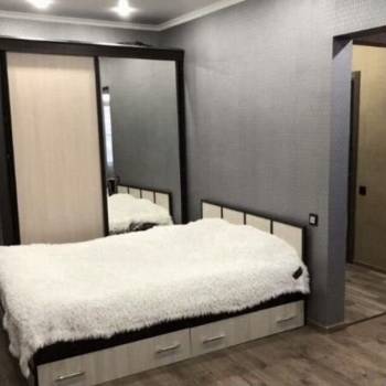 Продается 1-комнатная квартира, 35 м²