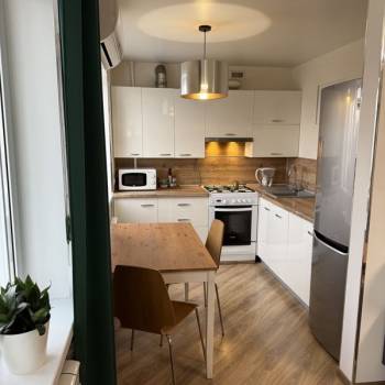 Продается 1-комнатная квартира, 45,7 м²