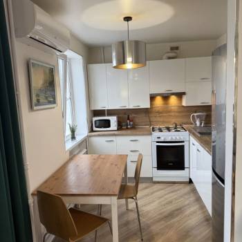 Продается 1-комнатная квартира, 45,7 м²