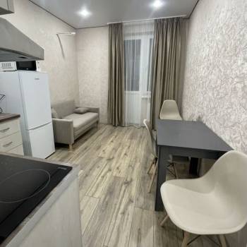 Сдается 1-комнатная квартира, 47 м²