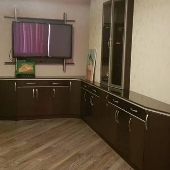 Продается 1-комнатная квартира, 42,9 м²