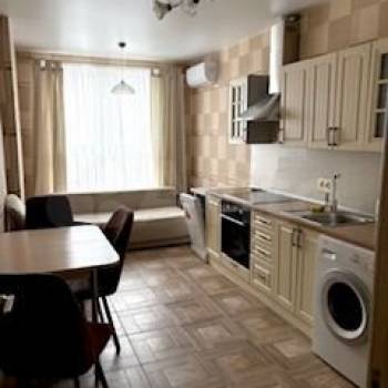 Сдается 2-х комнатная квартира, 61 м²