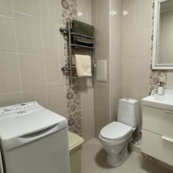 Продается 1-комнатная квартира, 45 м²