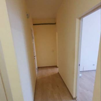 Продается 1-комнатная квартира, 51,6 м²