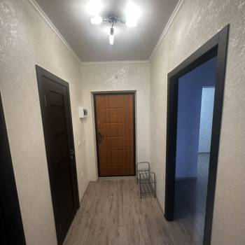 Продается 1-комнатная квартира, 41 м²