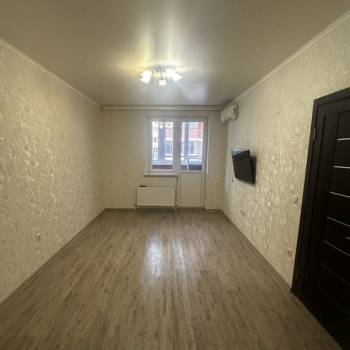 Продается 1-комнатная квартира, 41 м²